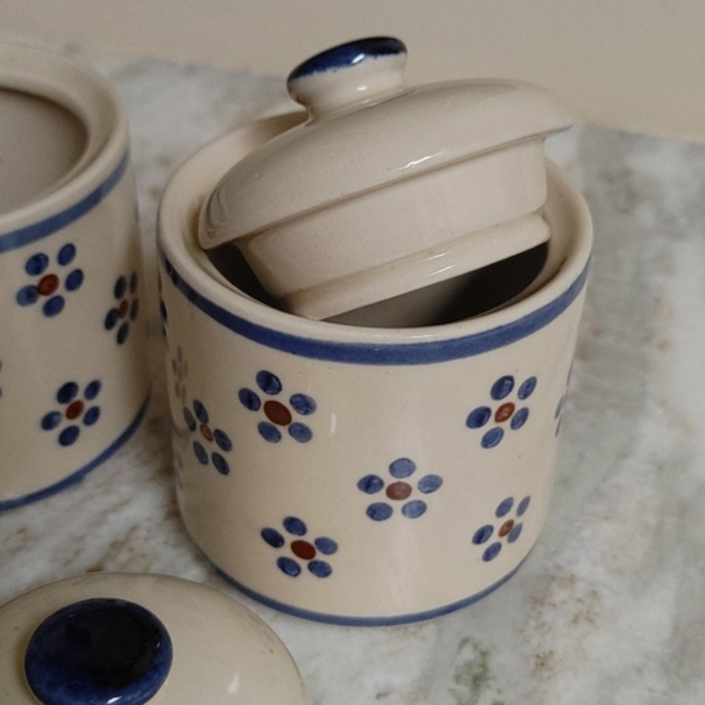 4 Mini VTG Ceramic Canisters Naaman Porcelain Israel Ivory Blue & Burgundy - Picture 2 of 10